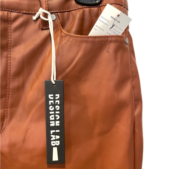 🌺🌺🌺 Closet Sale!  NWT Design Lab Faux Leather High Rise Pants Size 29 - Picture 2 of 5